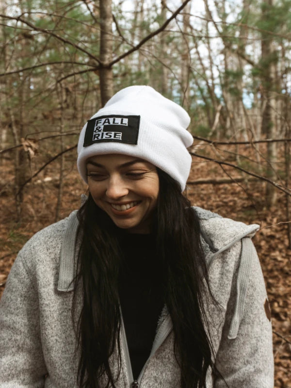 FALL AND RISE BLOCK Cuffed Beanie (White)