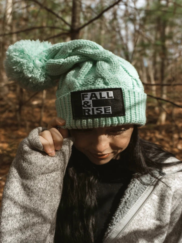 FALL AND RISE BLOCK Twist Cuffed Beanie (Seafoam)